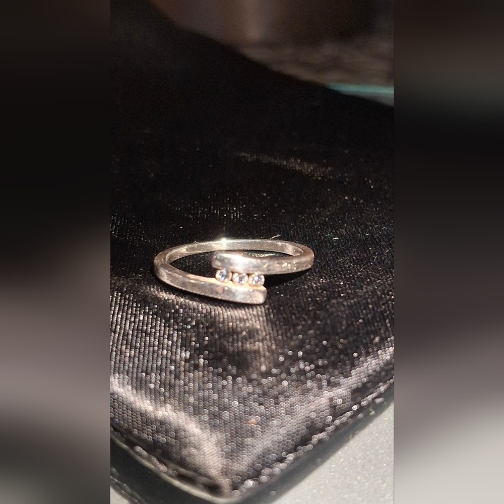 Silver Ring - Picture 6 of 6